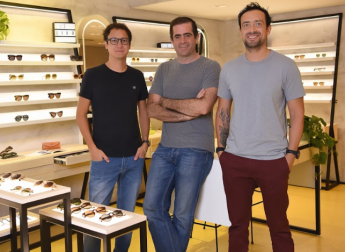 Lentesplus adquiere LIVO, líder en la categoría de salud visual en Brasil para fortalecer su estrategia omnicanal que incluye gafas