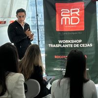 2RMD ofrece uno de los mejores doctores de trasplante capilar en Colombia
