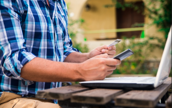 Lyra: De códigos QR a billeteras virtuales, la nueva era de los pagos en Chile