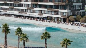 AWM cierra 2025 con múltiples inauguraciones de grandes recintos de surf